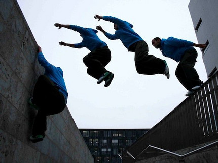 Bewegungsabfolge eines Parkour-Sprungs